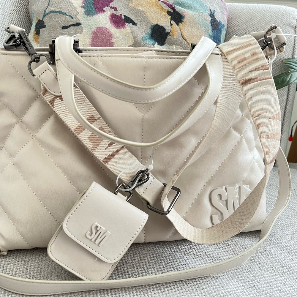 STEVE MADDEN WOMEN'S WHITE BEIGE BIG CROSSBODY BAG HANDBAG